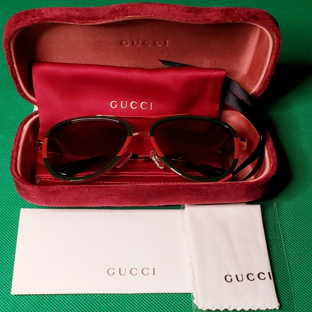 Authentic W/COA GUCCI Grey Gradient Aviator Unisex Sunglasses GG0062S 003 57